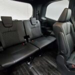 兵庫県伊丹市：トヨタ・ノア、飛行機見た後　床のベタベタ汚れ